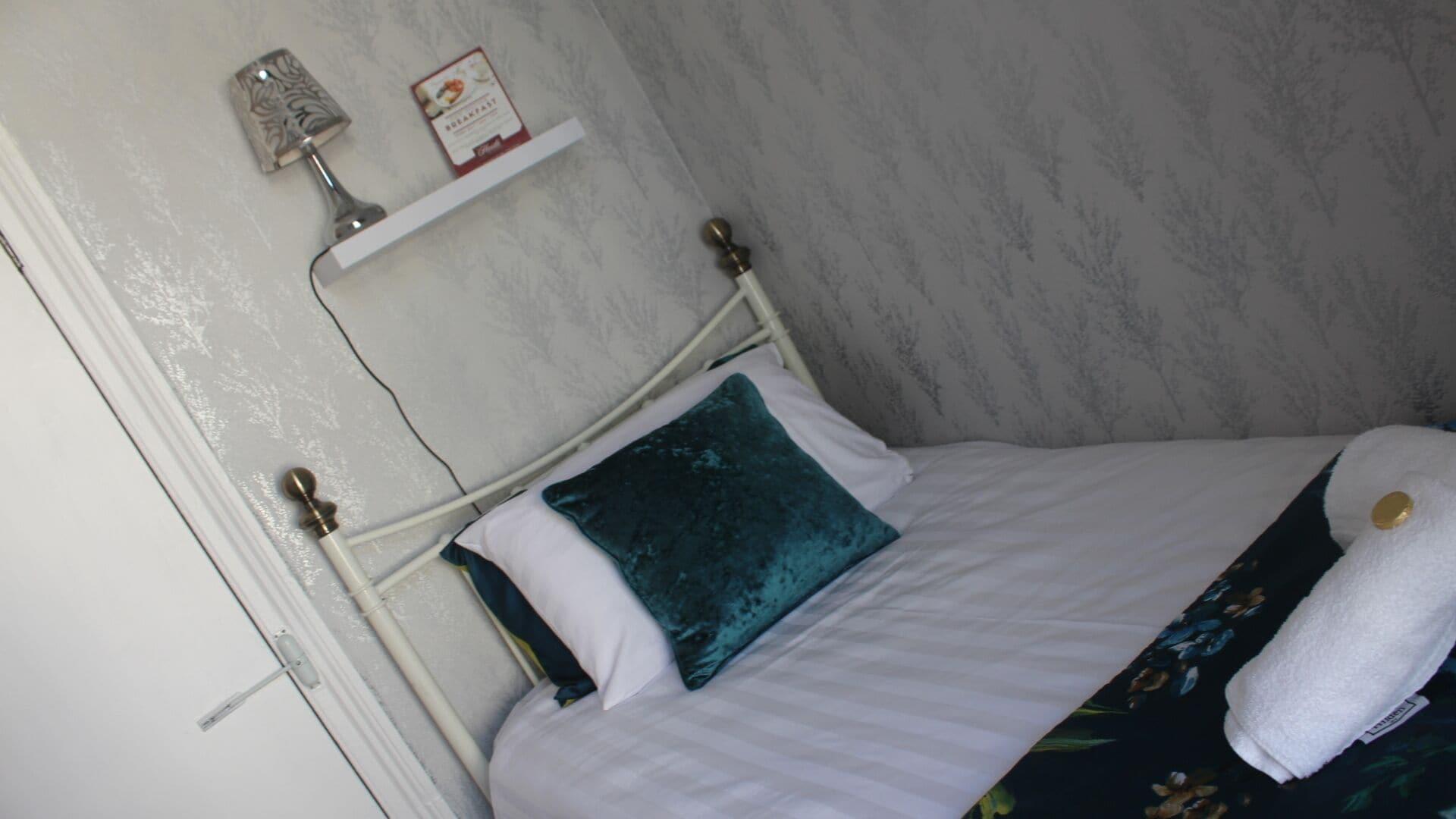 The Heidi Bed & Breakfast Southport Bagian luar foto